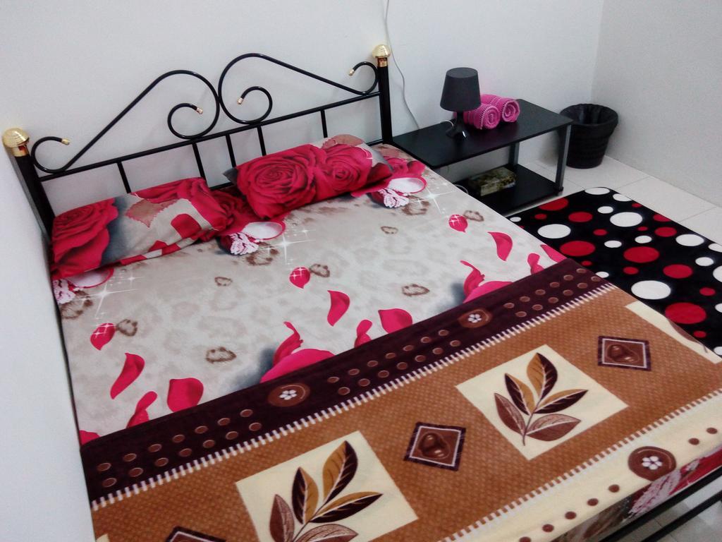 Lynn Homestay 지트라 외부 사진